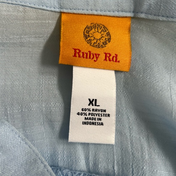 Blue blouse with pintuck details and front buttons. 3/4 length sleeves. - Picture 2 of 4